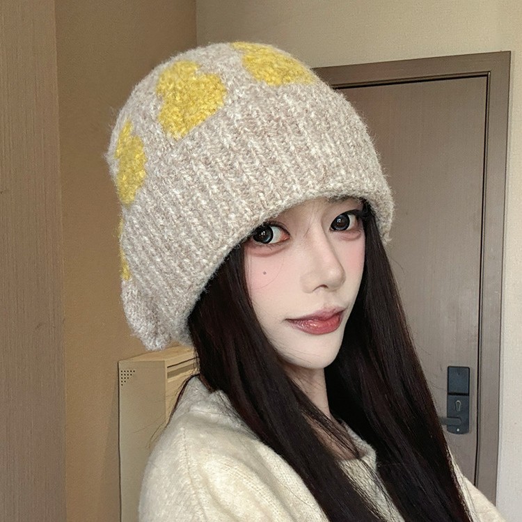 Woolen hats, children's autumn and winter warm headscarves, cold hats with patterned ears, knitted hats, cute cat tails, winter pullover hats Application Scenario