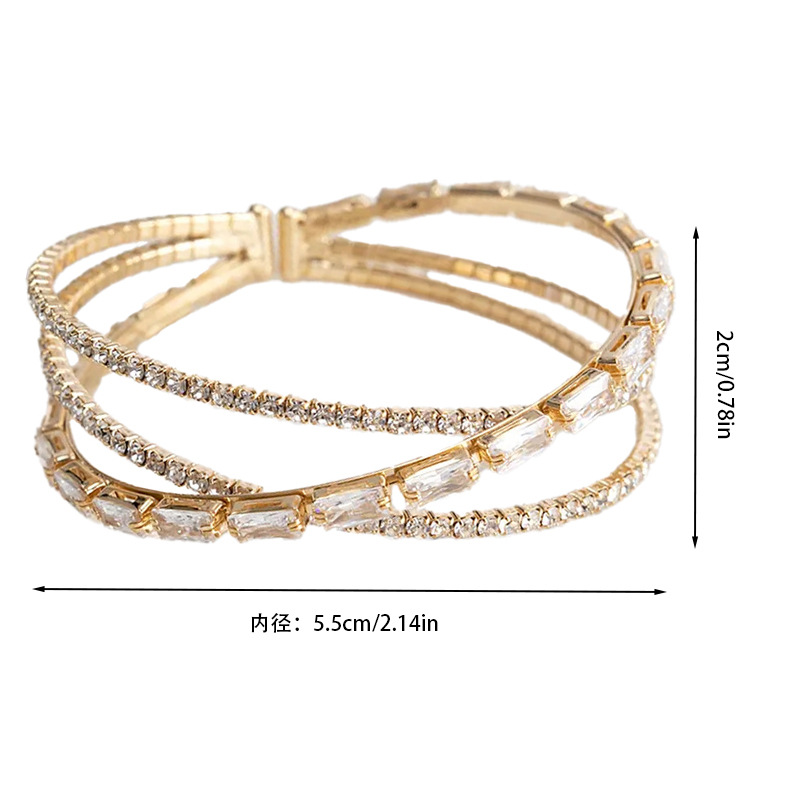 This 3-row cross-shaped diamond zircon bracelet, a steel wire elastic bracelet with adjustable bezals, is a versatile and shiny accessory for cross-border European and American banquets and gatherings details Picture