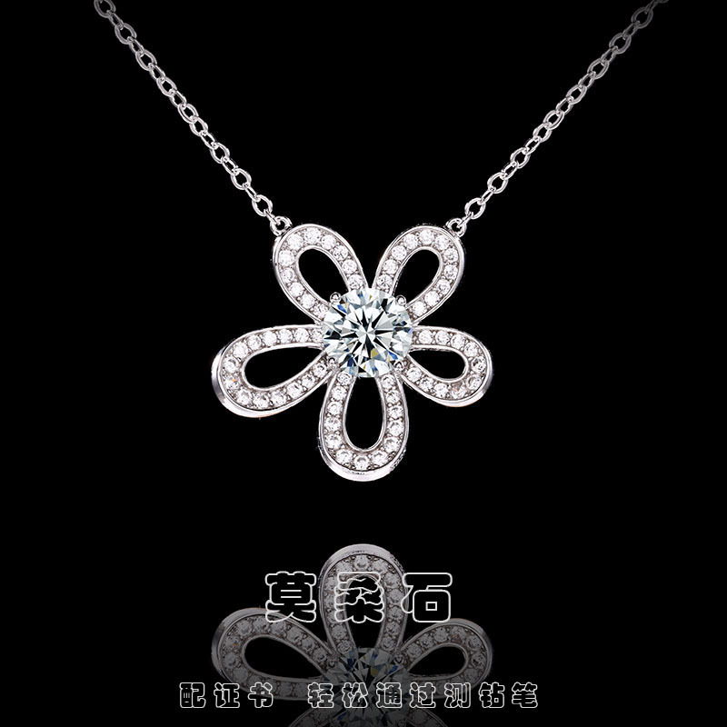 Silver light luxury, niche female full diamond sunflower collarbone chain, popular hollowed-out pendant, moissanite, pure silver camellia Specification image