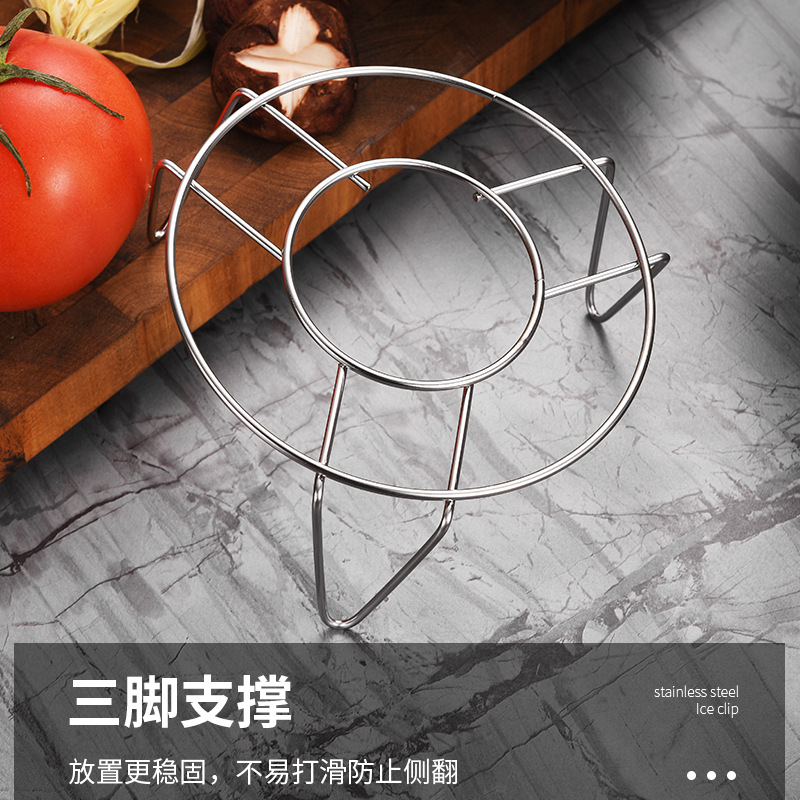 Wholesale non-magnetic stainless steel three-legged steaming rack, 12 cm pot rack, 1 yuan or 2 yuan, street stall small commodity wholesale details Picture