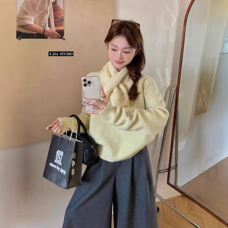 Dai Jiawen's new Korean-style round-neck versatile scarf, knitted sweater, loose long-sleeved top for women details Picture