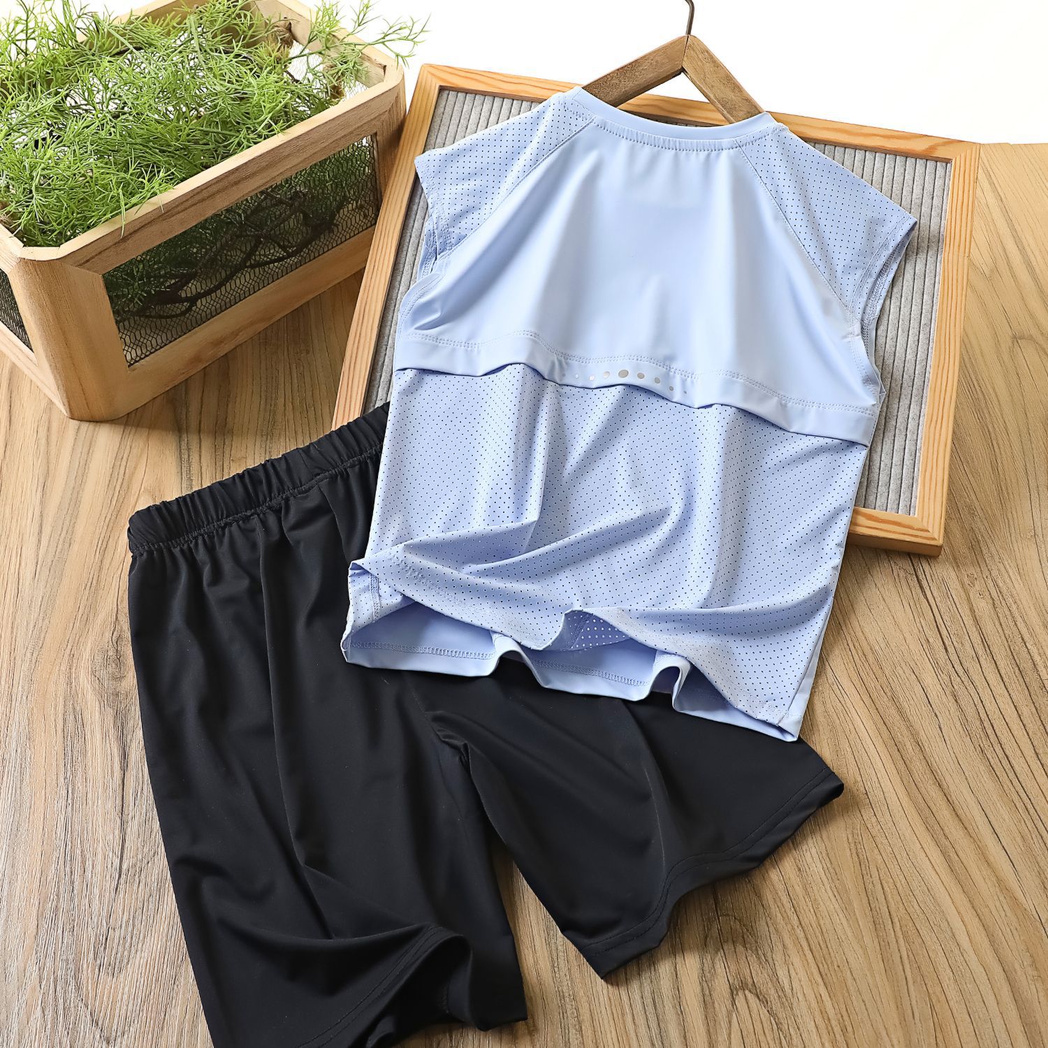 Children's quick-drying set, nylon vest, air-drying one piece, moisture-absorbing quick-drying sleeveless T-shirt, c children's sports top Application Scenario