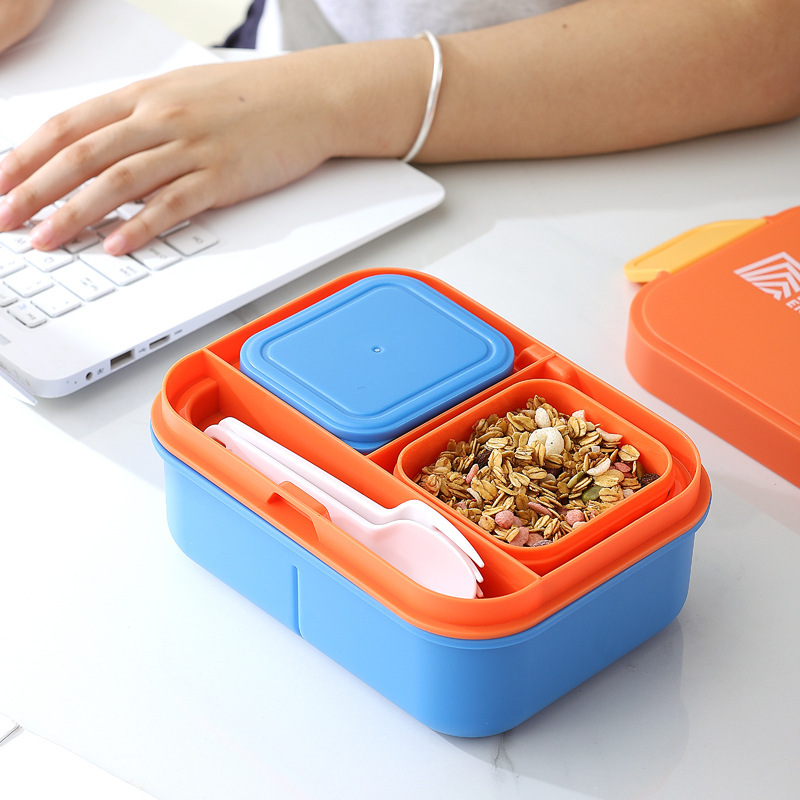 Student light food large-capacity simple lunch box, office worker microwave-safe bento box, fruit meal box Application Scenario