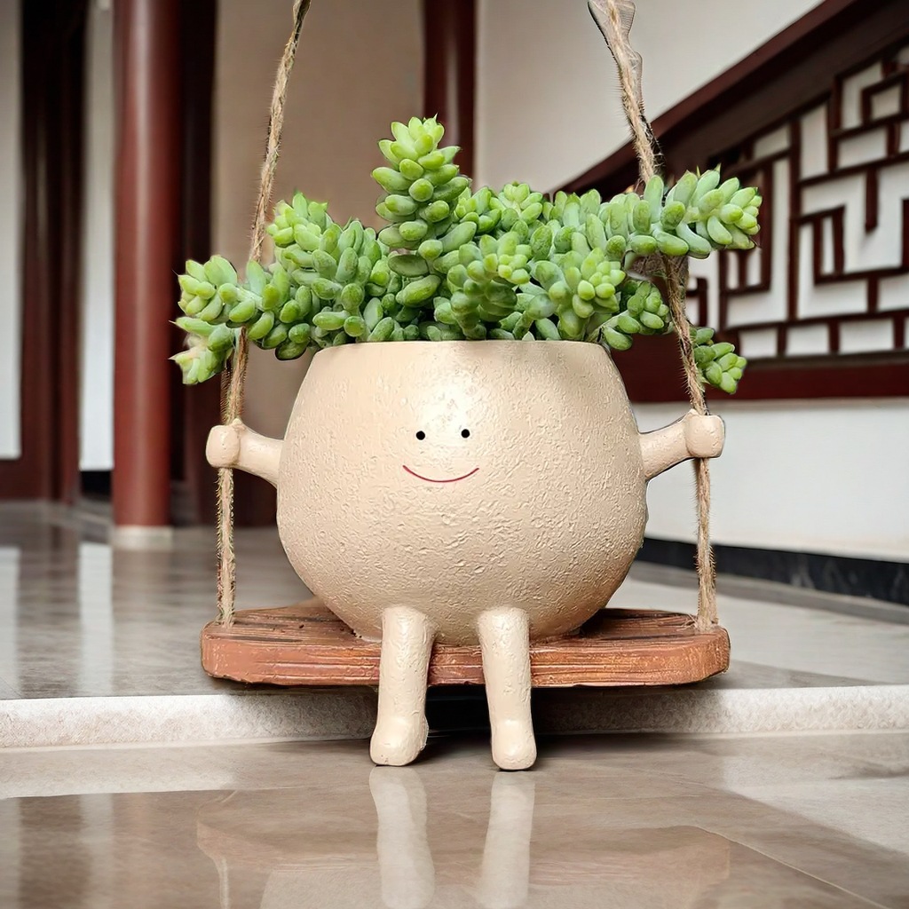 Succulent flowerpots with cute smiling faces, swing flowerpots, personalized decoration, creative hanging hydroponic flowerpots, balcony decoration Application Scenario