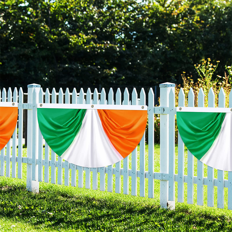 Wholesale of Irish flag polyester 45*90cm courtyard guardrail decorative pleated St. Patrick's Day sector flag Item Picture