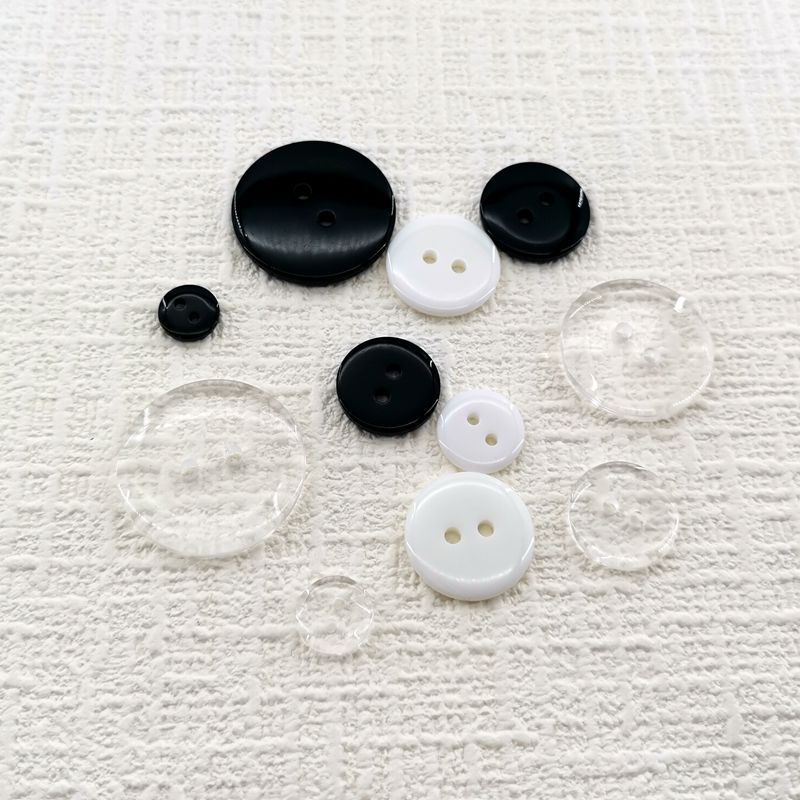 透明纽扣黑色白色圆形两眼面包扣树脂纽扣里扣衬衫内衣毛领垫扣子