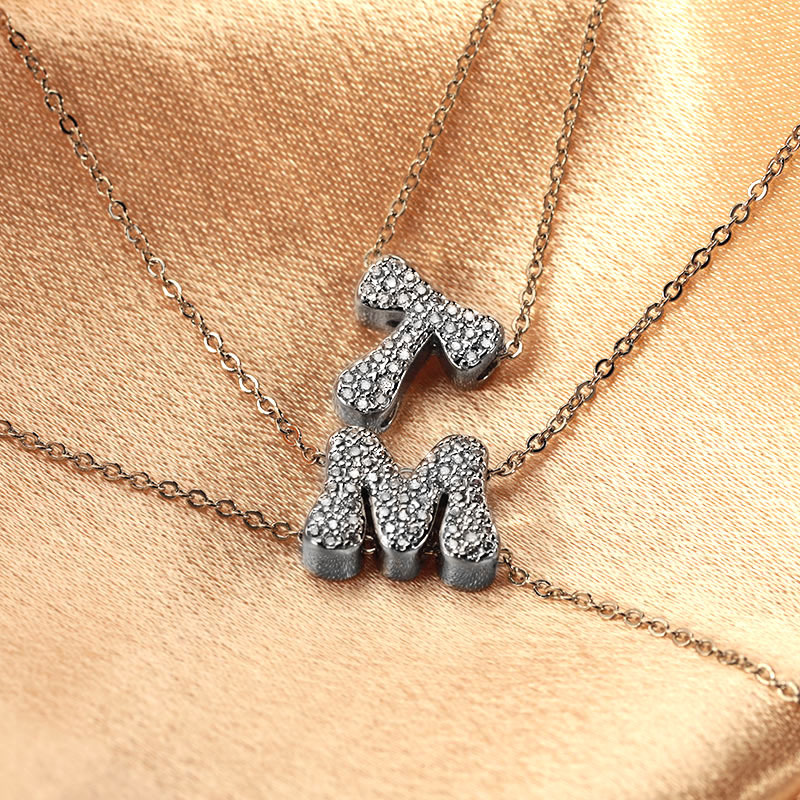 New best-selling cross-border copper-inlaid zirconium pendant with 26 English letters, DIY wholesale, factory direct sales Application Scenario