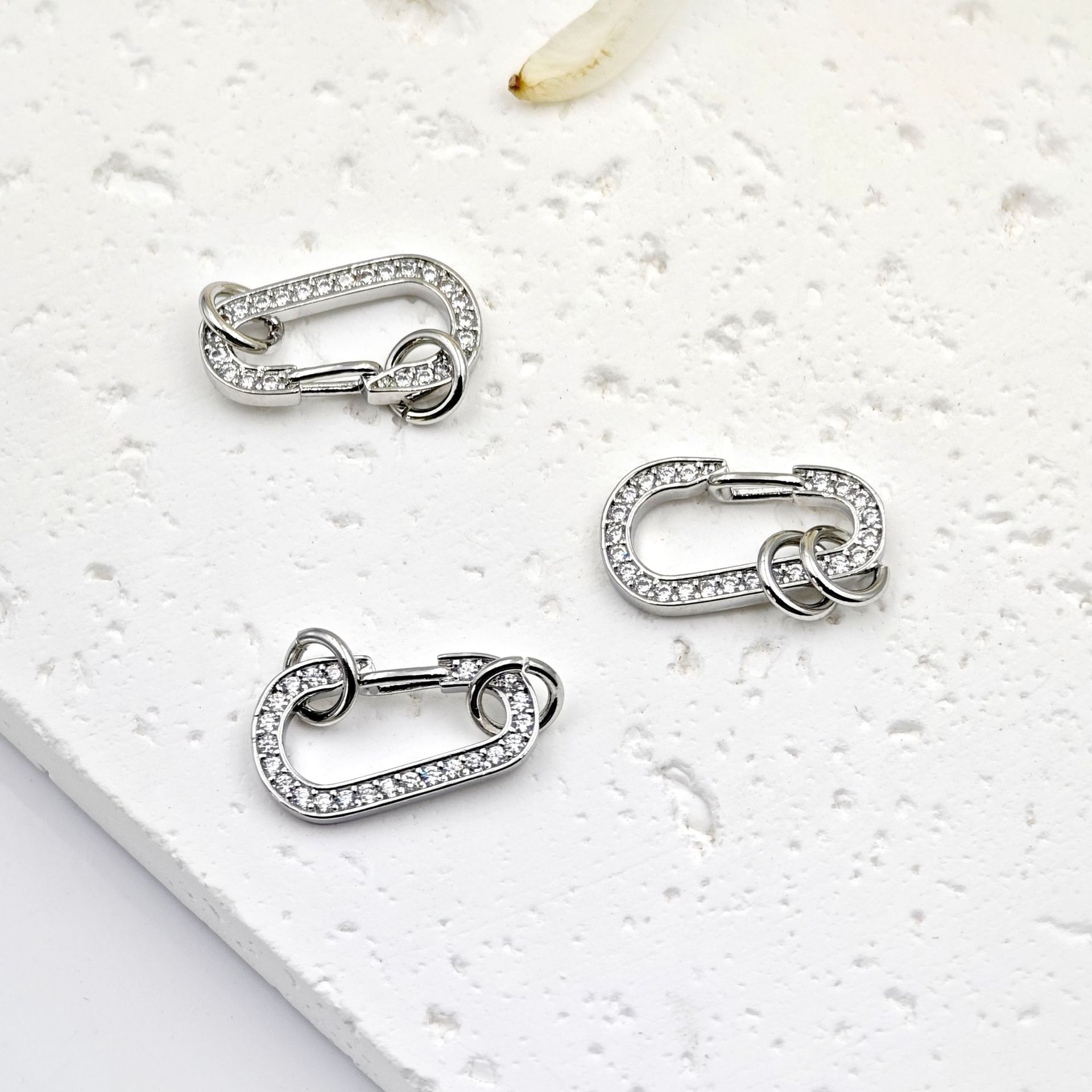 18K real gold electroplated, niche design, lockable women's necklace, rose gold collarbone chain pendant Specification image