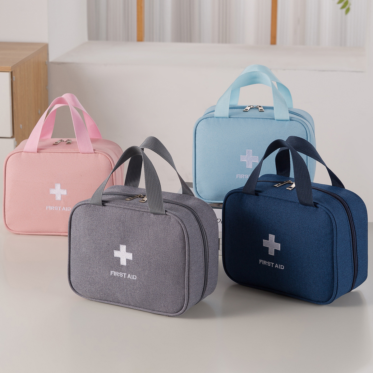 手提旅行急救包户外便捷应急包药品分药袋收纳包医疗包防疫健康包