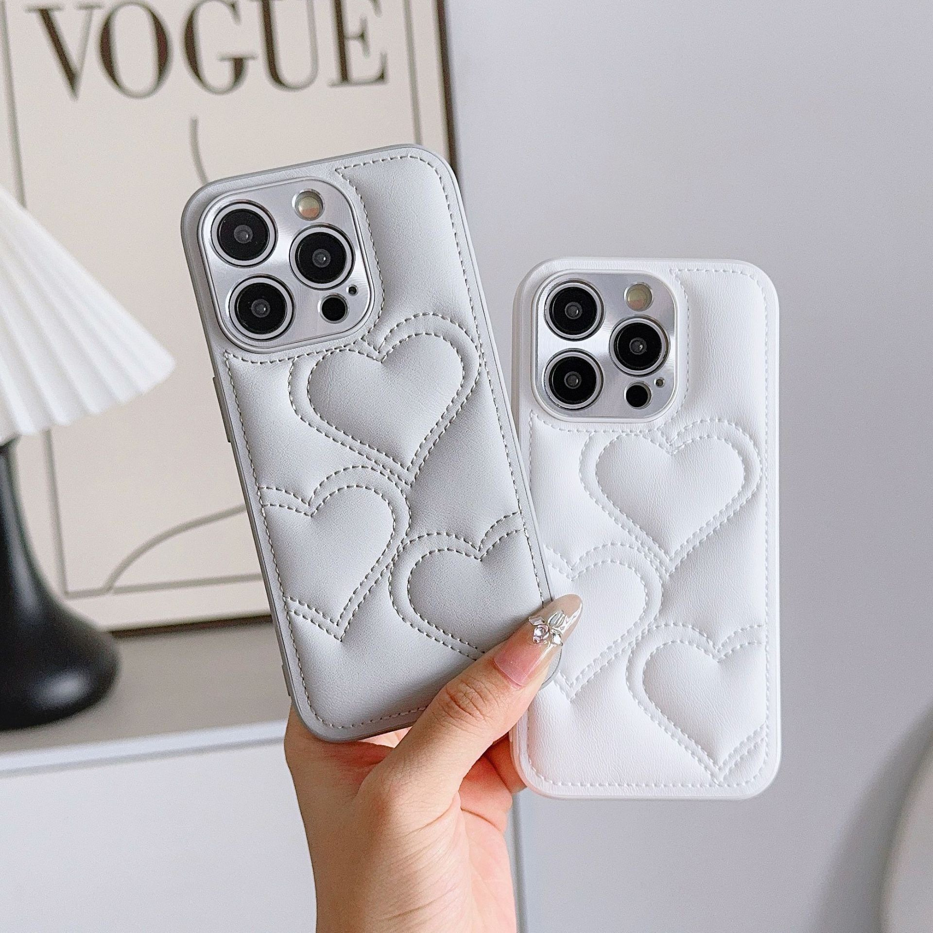Aplicable apple 17promax phone case iphone16 cortex car line 15 pequeña fragante viento estéreo amor sentido avanzado details Picture
