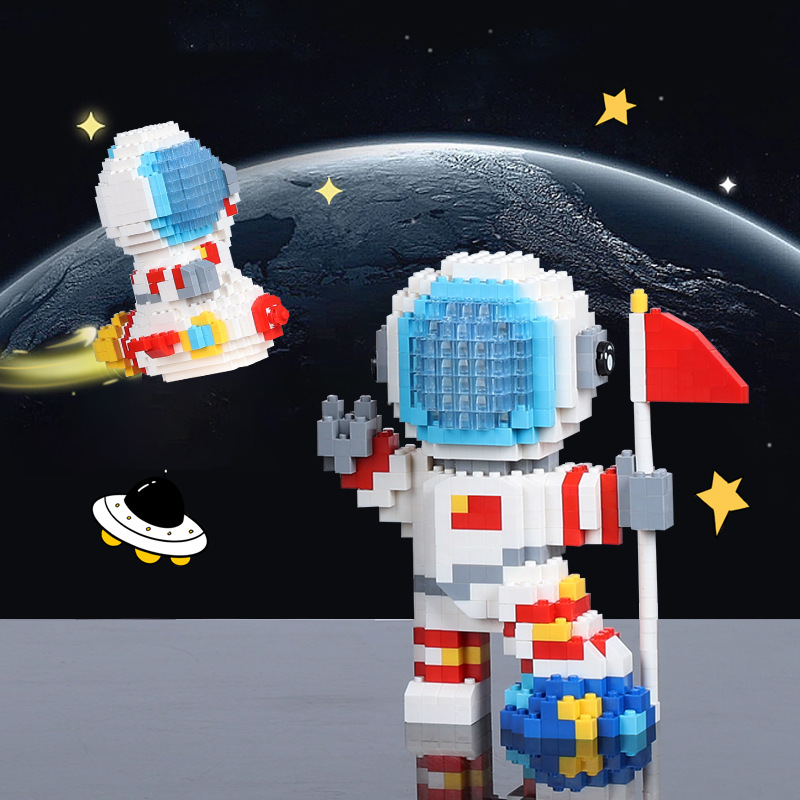 Bruco building Blocks Astronaut Model Small building blocks Transformers Star Zone LEGO 180g Application Scenario