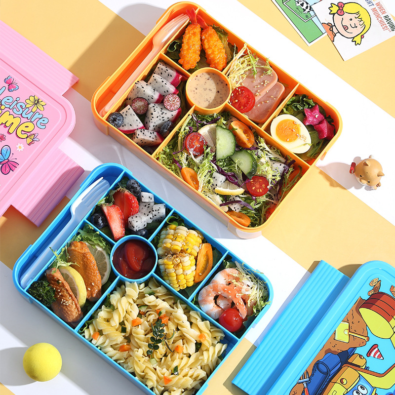 亚马逊分隔饭盒小学生专用食品级儿童分格便当卡通餐盒四格蘸料盒 Application Scenario