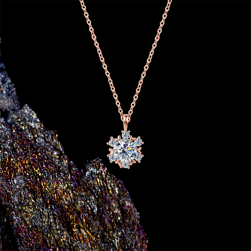 银饰/项链/金色链子/珍珠/梵克雅宝单花项链细节图