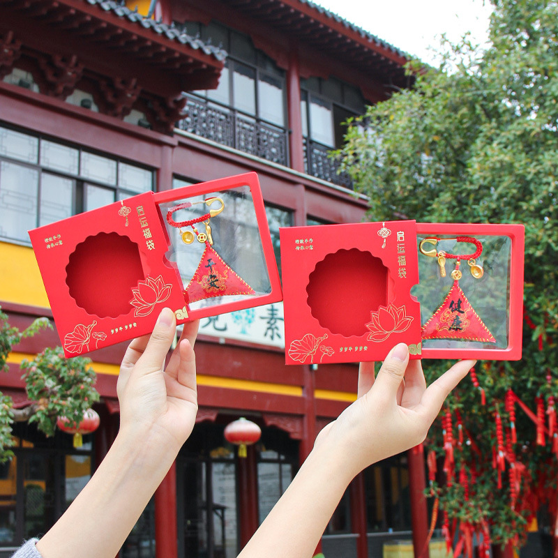 Scenic area pins, lucky bags, sachets, triangular hand-sewn sachets, portable sachets, pendants, lucky bags, sachets, triangular talismans, sachets details Picture