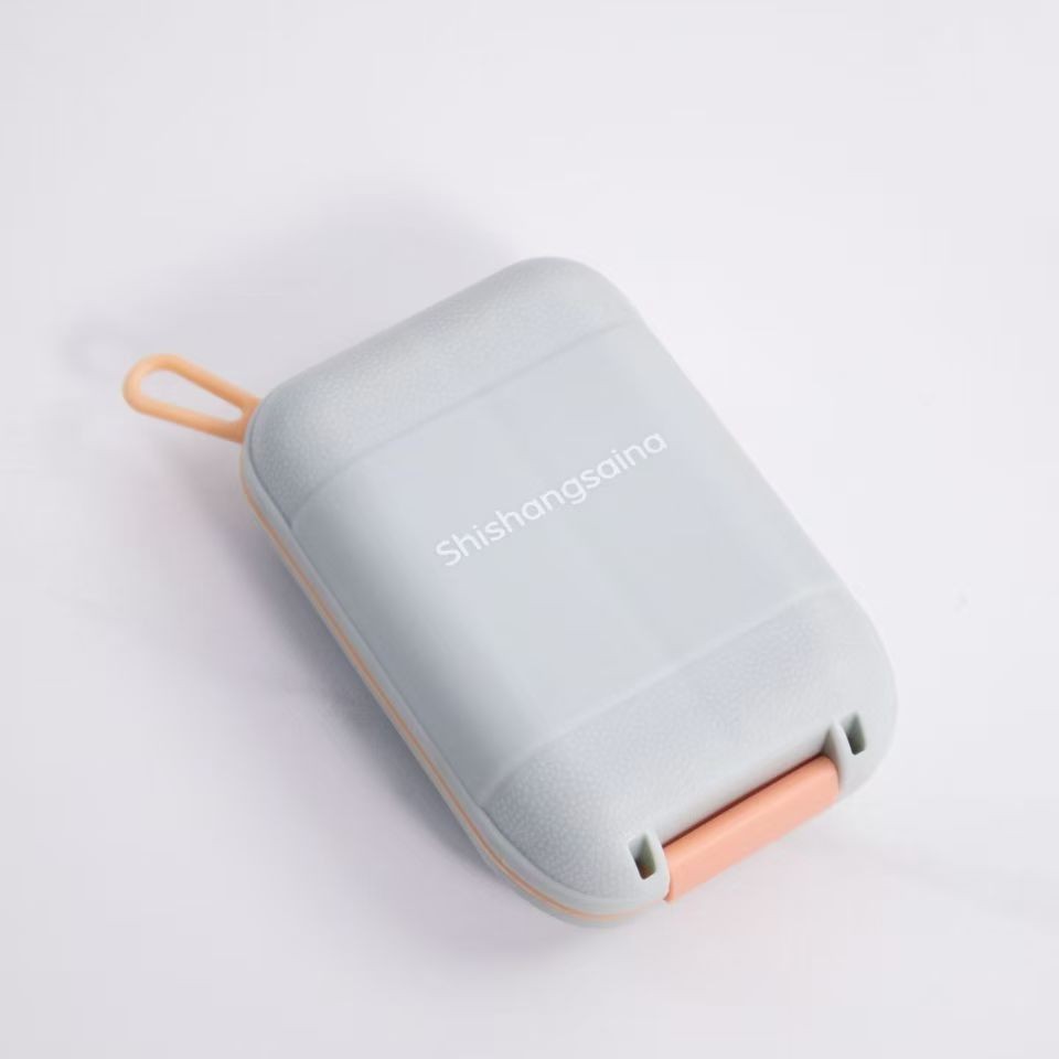 Cross-border double-layer small medicine box, packaging box, portable pill box, transparent 10-compartment sealed medicine storage box Application Scenario