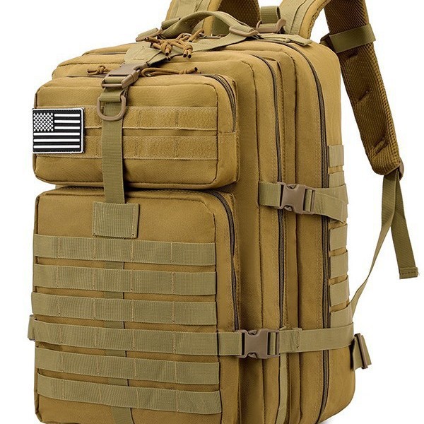 户外迷彩战术防泼水休闲旅行新款运动背包双肩登山包