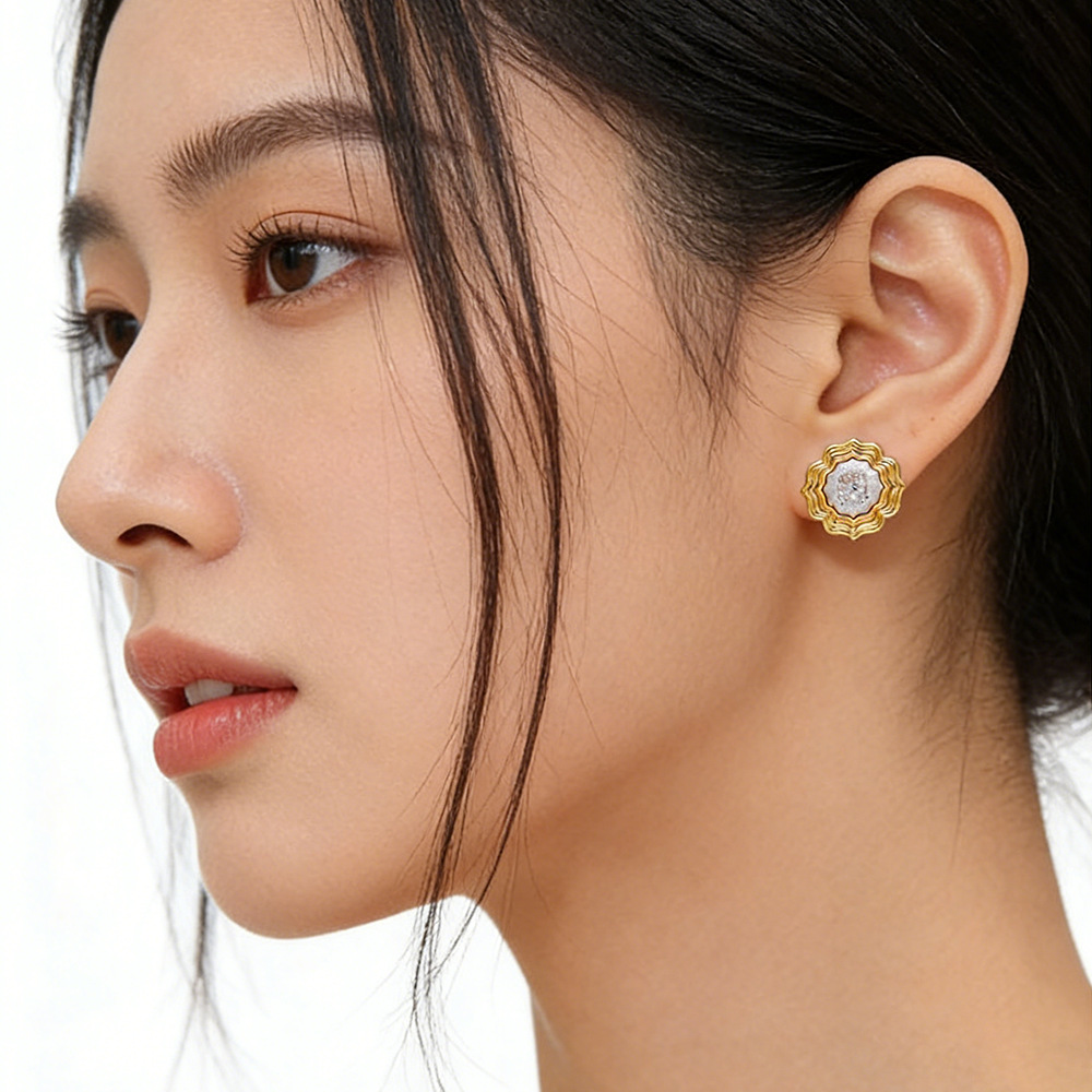 Hyacinth's niche design sense, color-blocking geometric stud earrings, women's fashionable, individual and elegant high-end earrings and earrings, a new trend in 2025 Specification image