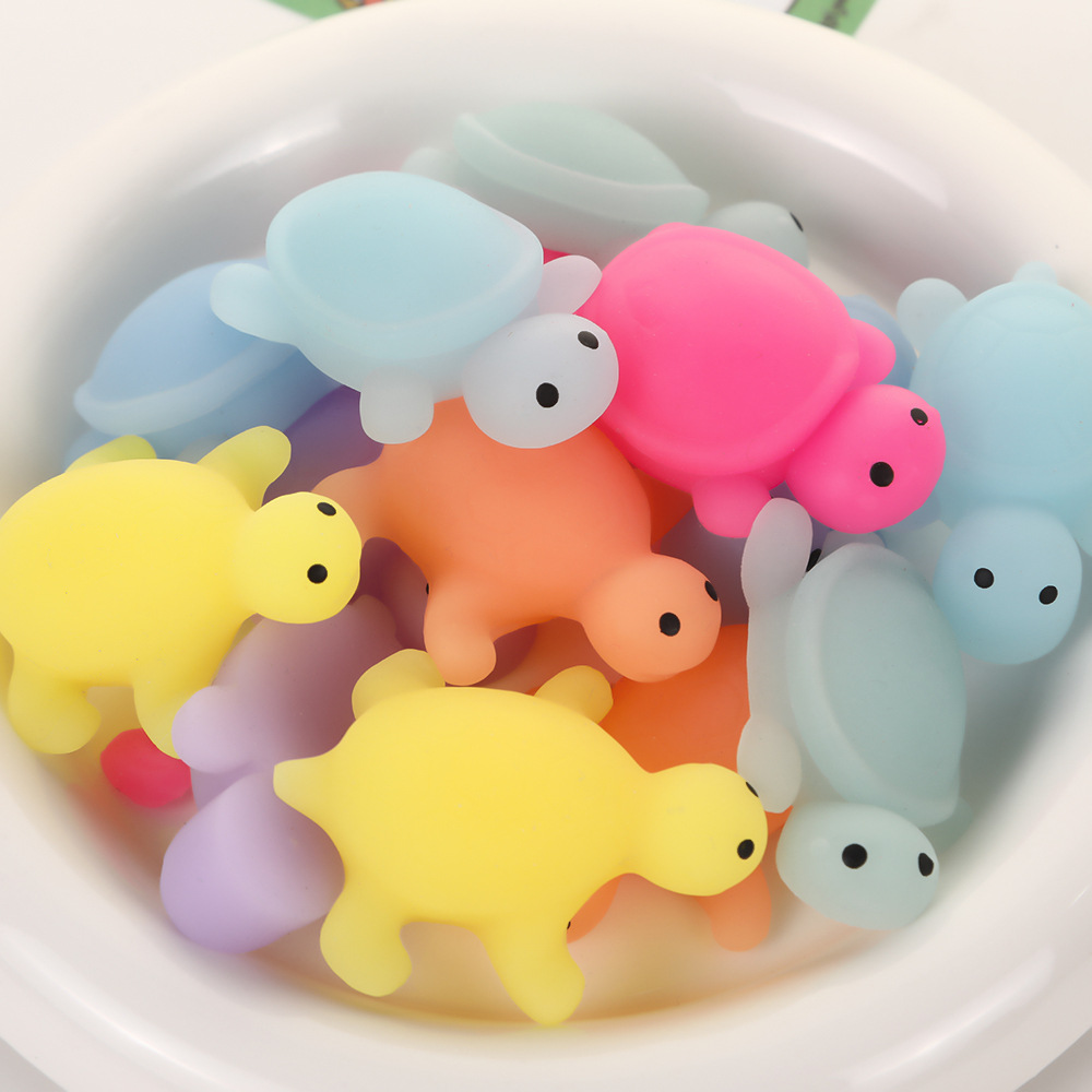 Super cute little turtle stress-relieving toy, adorable animal TPR soft rubber kneading fun, children's prank prank, hand-kneaded dumplings details Picture