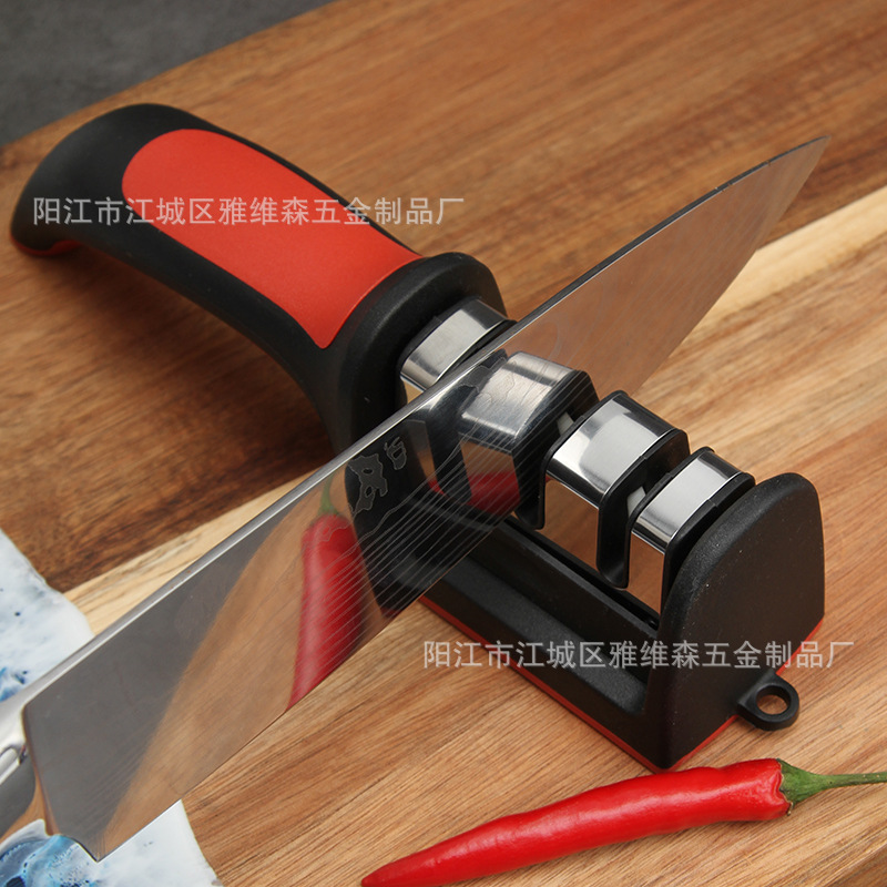 Cross-border handheld rojo negro afilador de cuchillos piedra afilador manual afilador rápido cocina hogar tres secciones cuatro secciones afilador de cuchillos barra details Picture