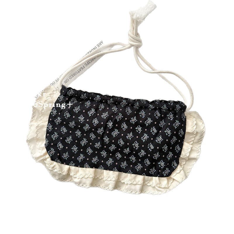 Spring Korean-style small floral fabric handmade bags, ins children's ruffled crossbody bags, lace casual bags and accessories Item Picture