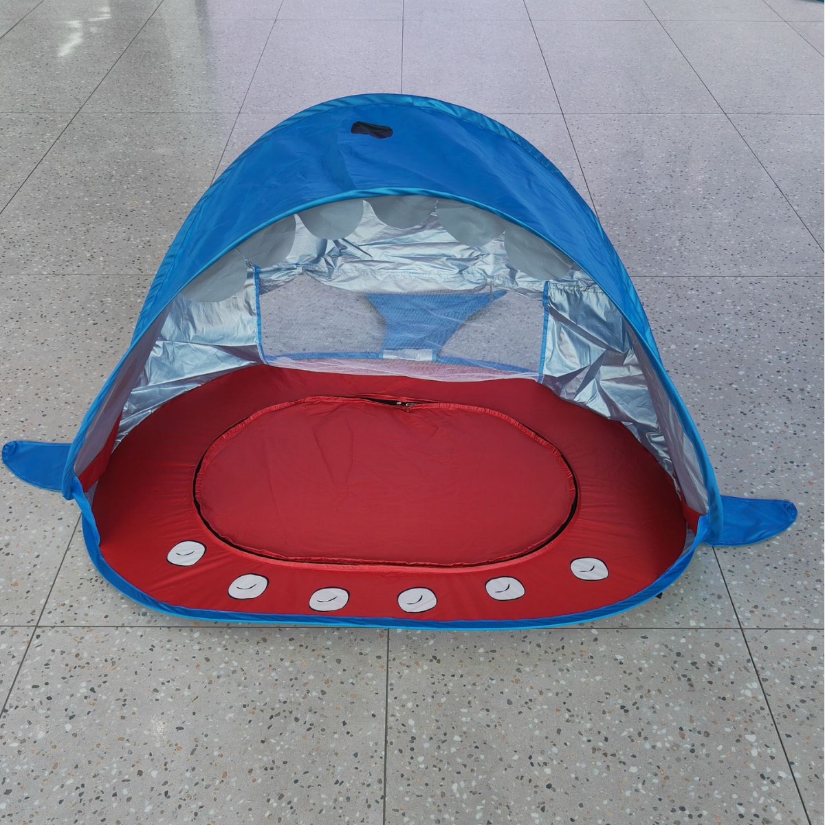 Children's shark beach tent, bottomless beach tent by the sea, outdoor two-person simple automatic sunshade, children's water play Specification image