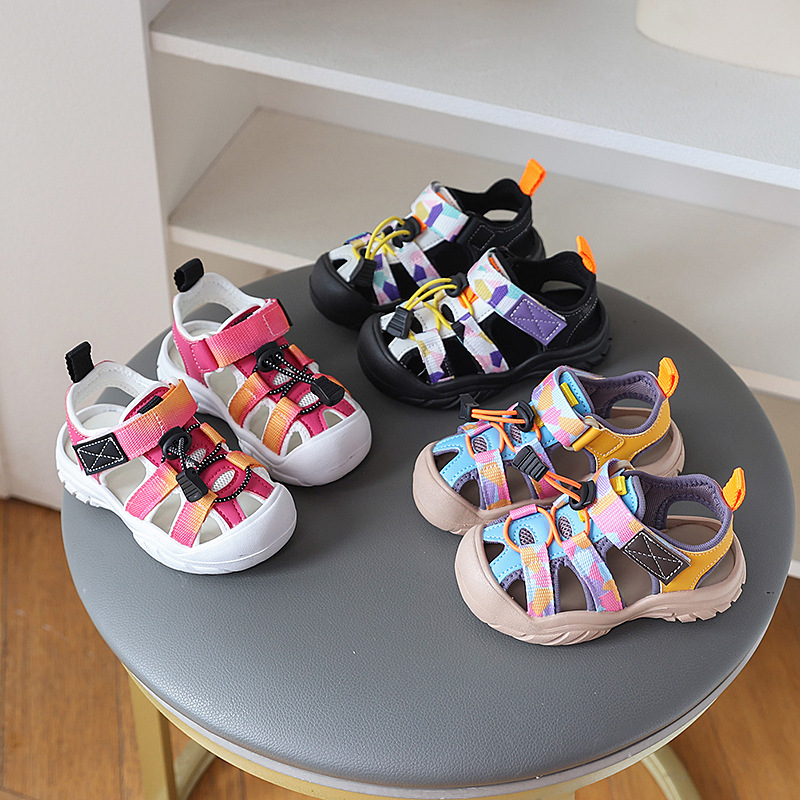 2025夏季儿童溯溪鞋新款女童包头运动凉鞋韩版男童迷彩防滑沙滩鞋