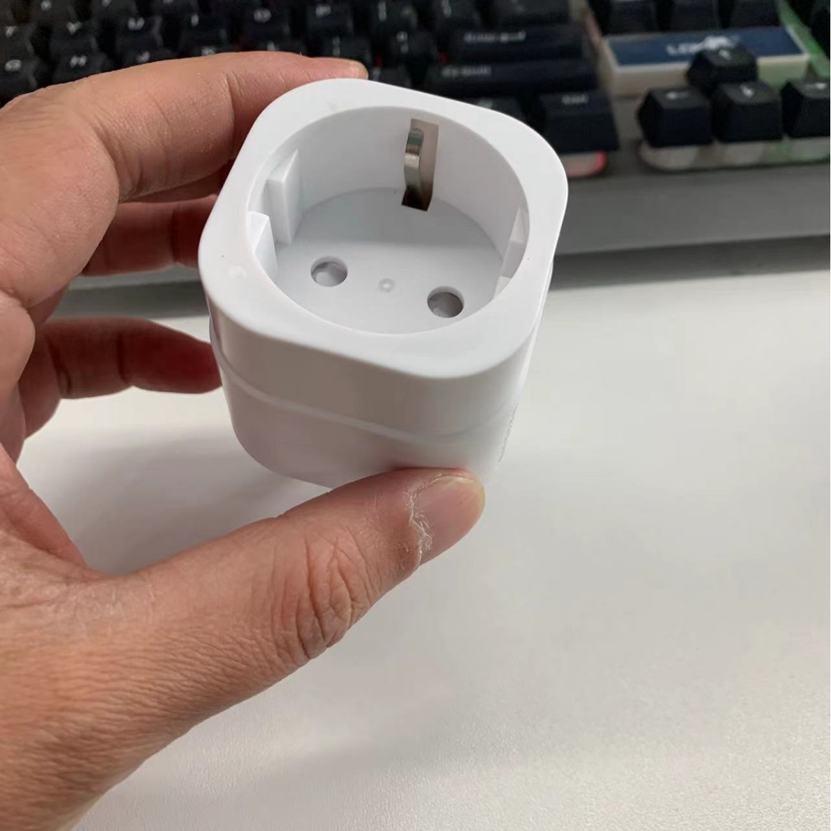 Tuya Smart Socket with metering function, US standard, single WiFi