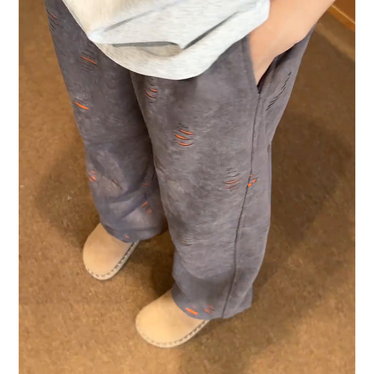Spring and Autumn color-blocking sweatpants, irregular perforated curved knife pants, straight-leg long pants, men's trendy ins wide-leg casual pants Application Scenario