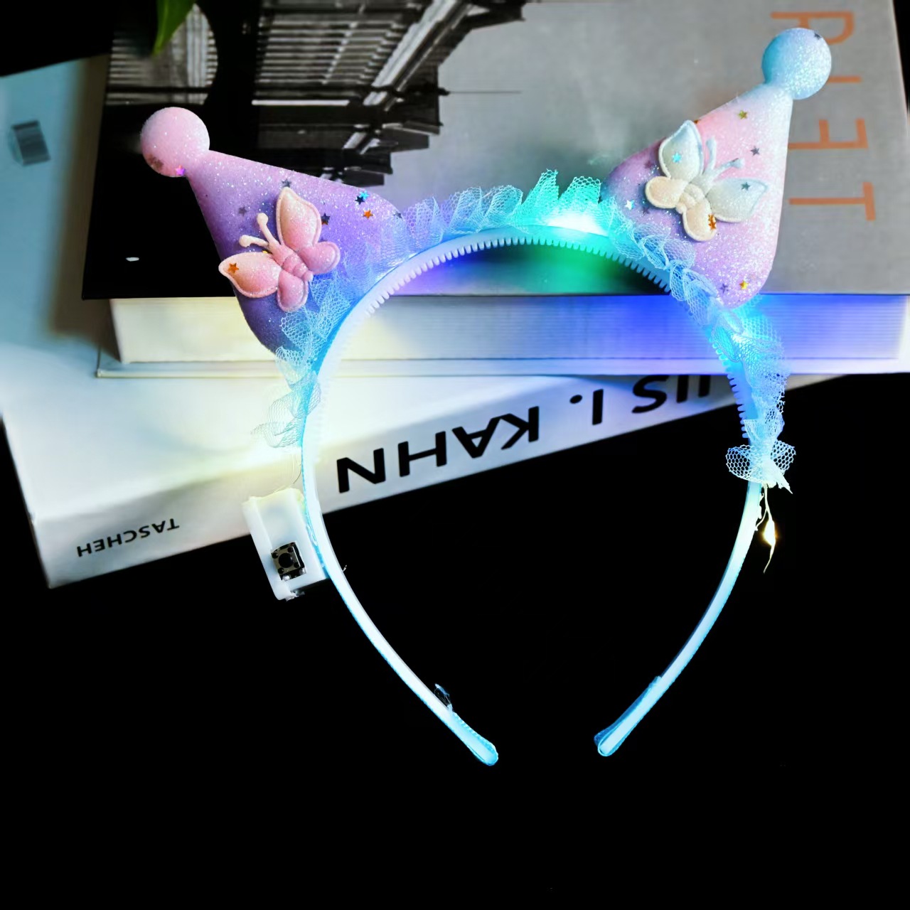 Girl's glowing Kuromi headband, children's cartoon bow hair accessory, cute and sweet headband, performance costume headwear Specification image