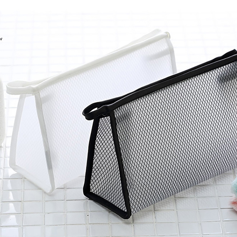 Transparent cosmetic bag, travel storage bag, portable PVC grid toiletry bag, waterproof travel cosmetic supplies storage bag
