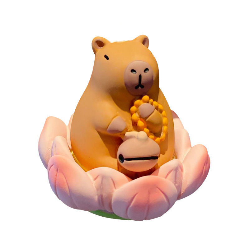 Original Buddhist-style lucky Lotus and Piggy figurines, exquisite resin handicrafts, office desks, car trinkets Item Picture