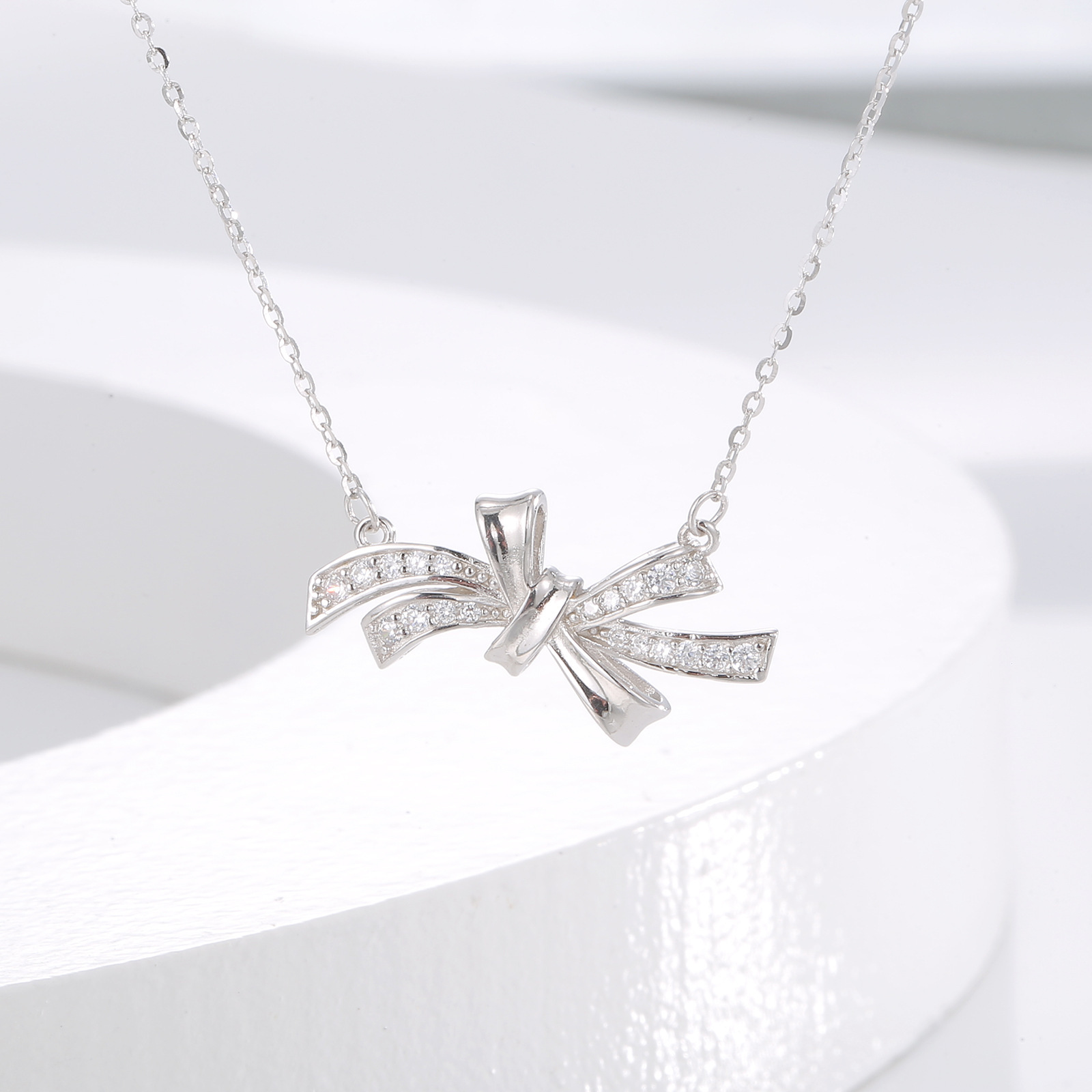 S925银蝴蝶结项链女轻奢小众高级感锁骨链气质简约银原创设计饰品