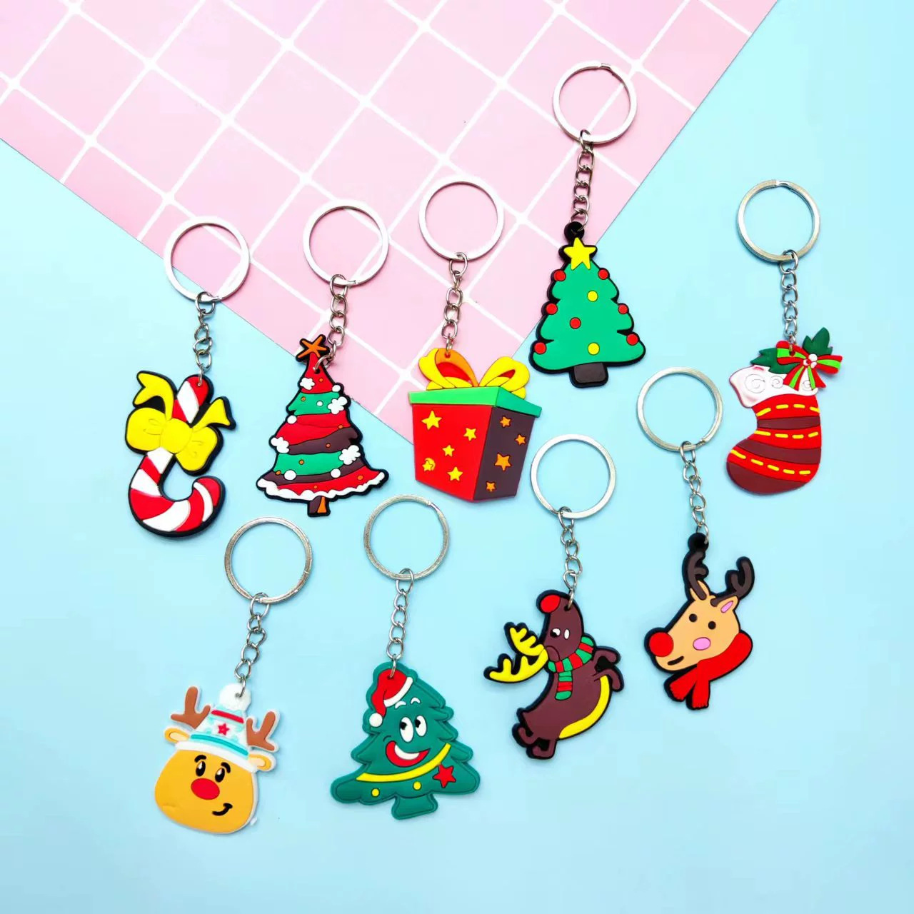 圣诞节新款钥匙扣饰品圣诞树麋鹿配件可爱PVC材质P5421礼品馈赠产品图