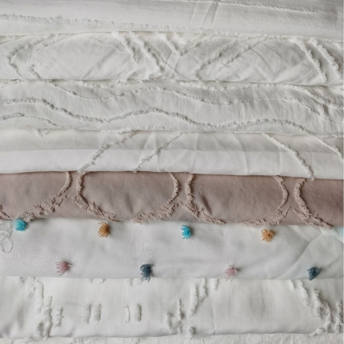 厂家直销大提花剪花面料剪花浴帘剪花家纺面料