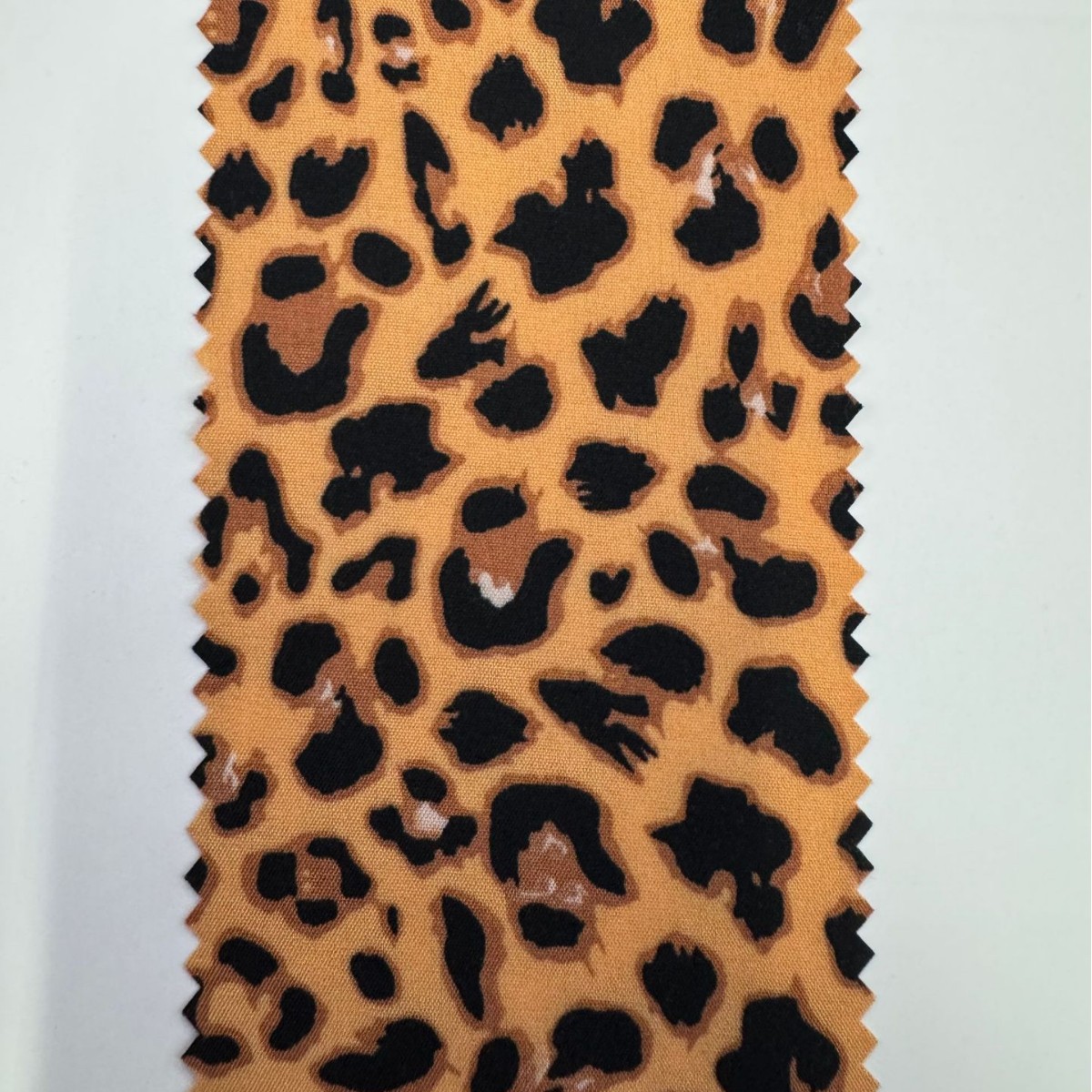 New four-sided elastic textile printed leopard print fabric for luggage, clothing, children's clothes and pet fabric Specification image
