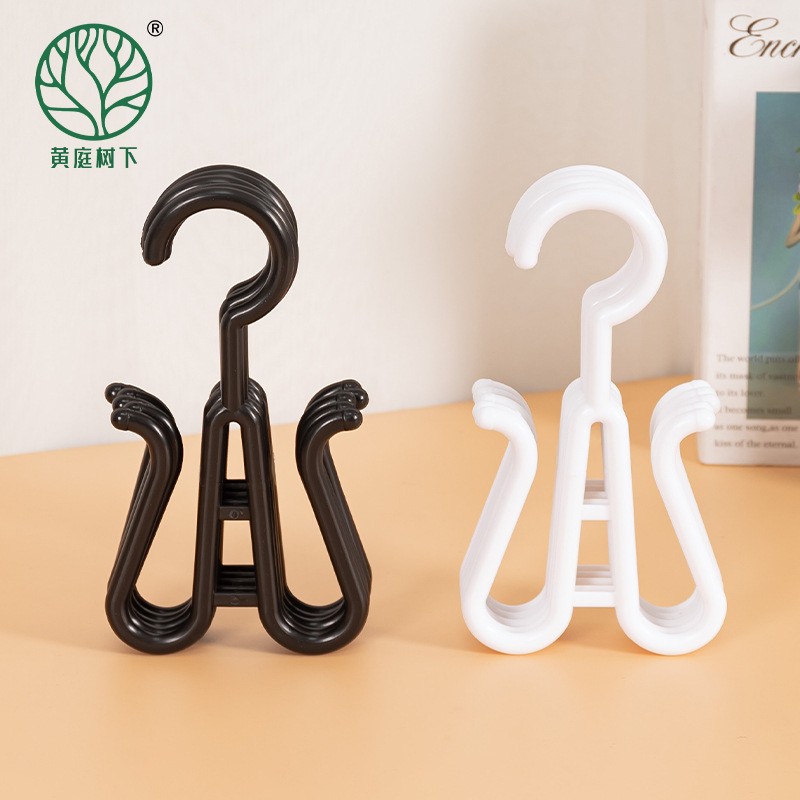 Wholesale plastic shoe hooks, shoe and hat racks, clothing hooks, plastic clothing hook manufacturers supply, balcony drying and storage Application Scenario