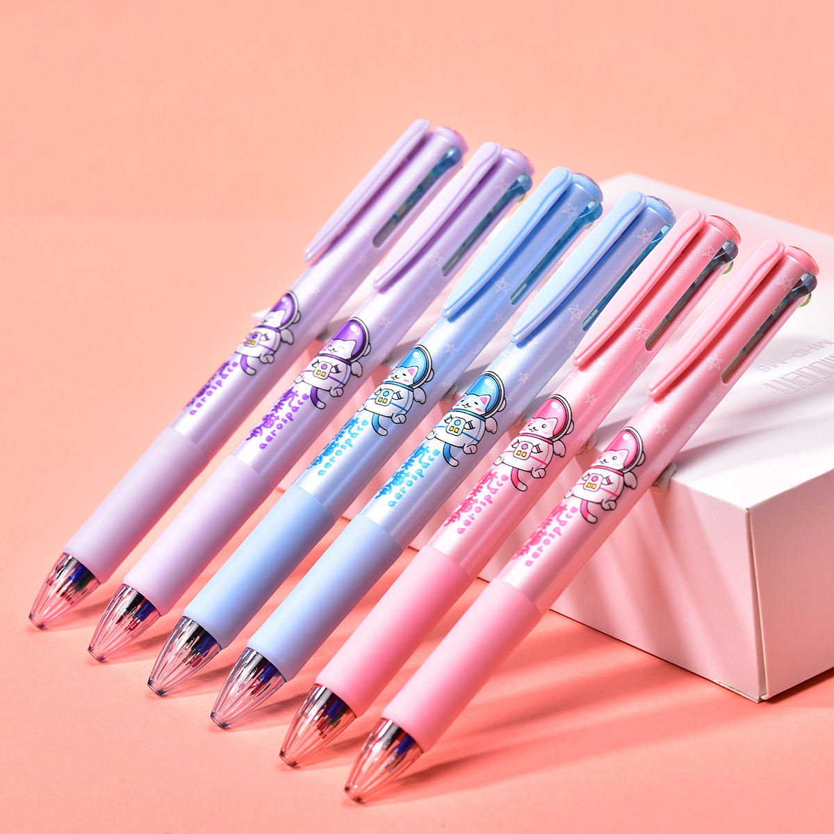 Weiya Hui Four-in-one WYH058 Gel Pen, Cartoon Four-color Pen, Multi-color pen, Cartoon Internet Celebrity Style ST Gel Application Scenario