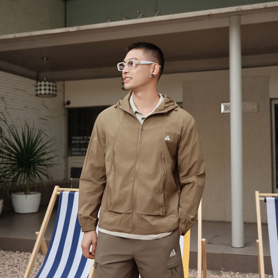 26夏季新款UPF50+透气轻薄防晒衣男户外防紫外线休闲百搭8038