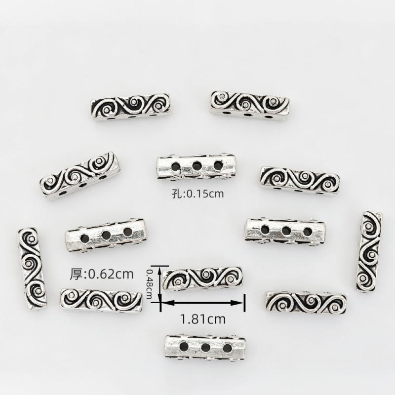 Retro multifila de orificios tubo cuadrado bead viento étnico tubo en relieve a través de orificios bead pulsera collar bead accesorios materiales al por mayor Application Scenario