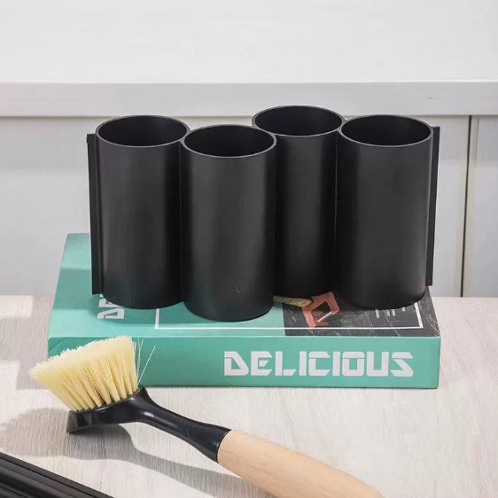 Four-compartment round black chopstick cage, multi-functional classification, chopsticks, spoons, spatula, soup spoons, kitchen storage plastic rack details Picture