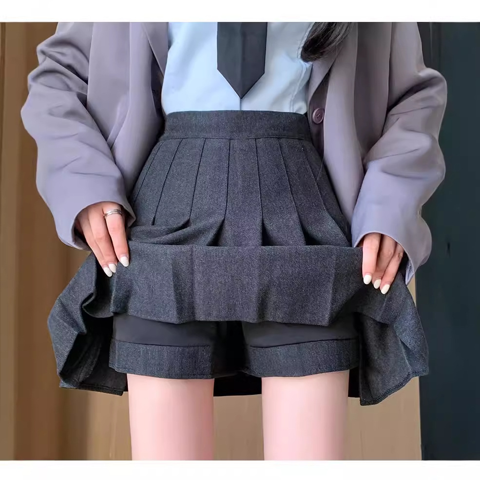 New pleated skirt for women in autumn and winter, thickened woolen short skirt, high-waisted Korean A-line slimming, large-sized skirt Application Scenario