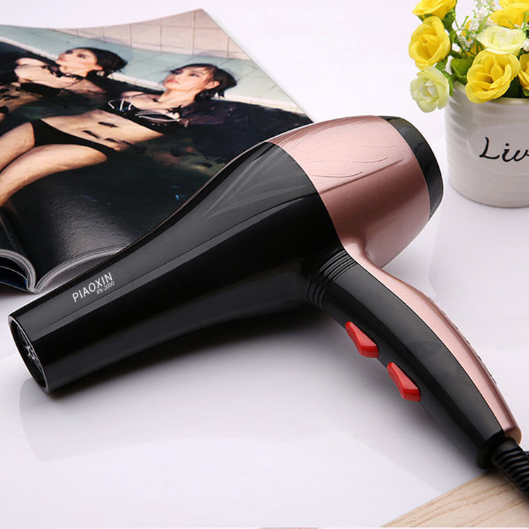 Factory wholesale of high-power cold and hot air constant-temperature household hair dryers, hair salon and dormitory electric hair dryers, one-piece consignment Application Scenario
