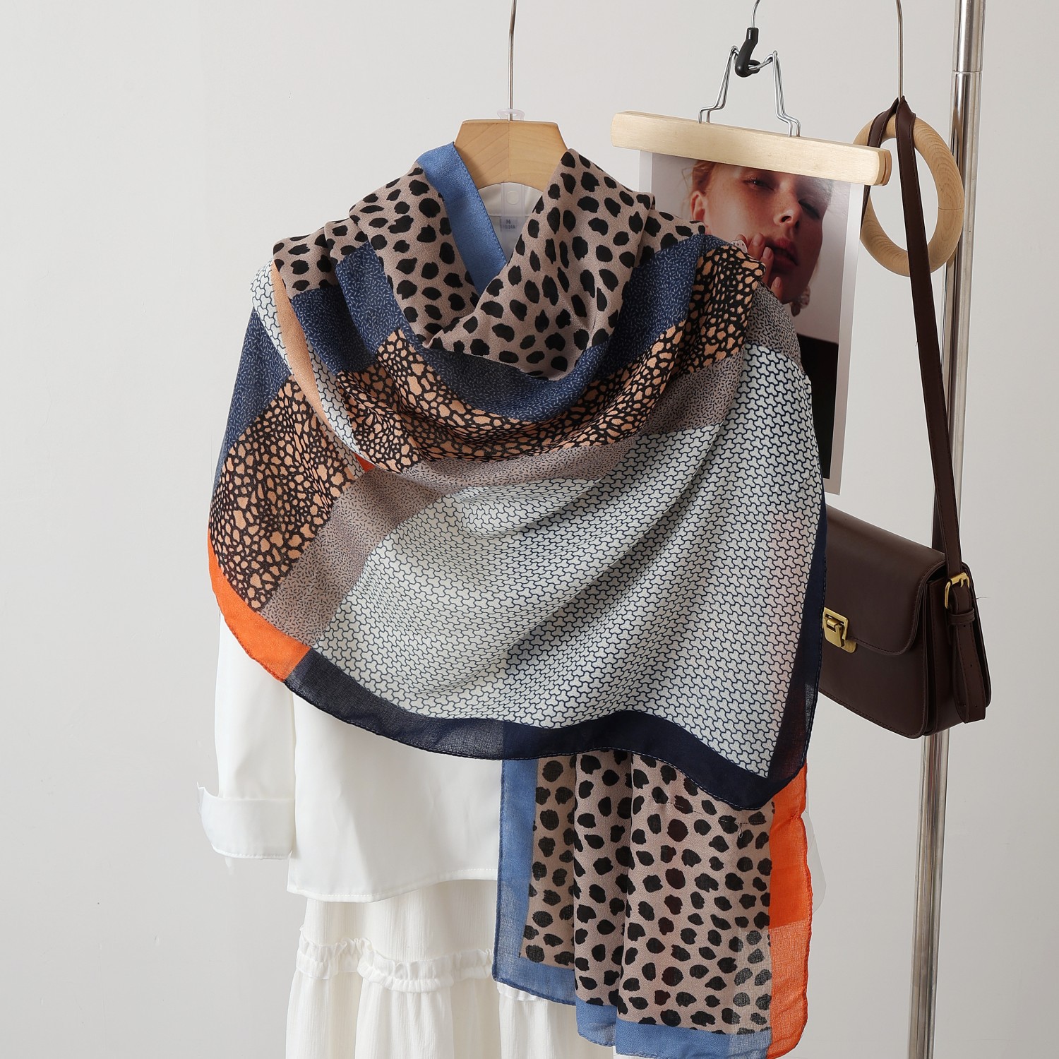 A color-blocked fashionable faux wool scarf, a thin and warm silk scarf, a large shawl, and a fashionable cape long scarf for women Specification image