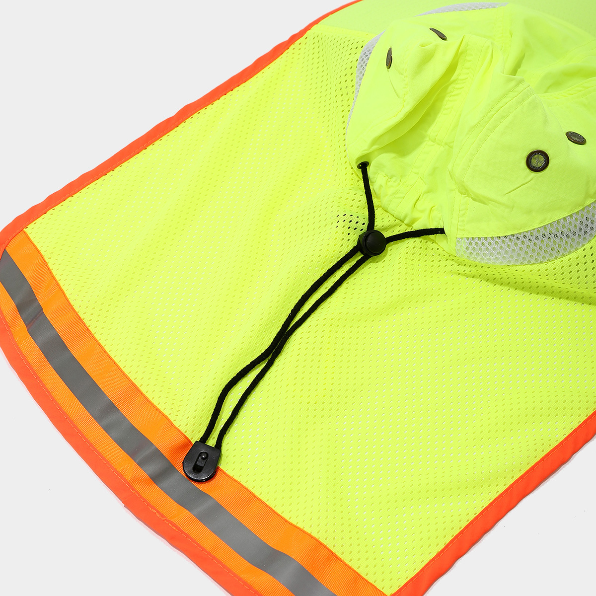 Sanitation workers wear reflective hats for road maintenance in spring and summer. They wear sun hats with sun protection mesh, breathable and quick-drying hats Specification image