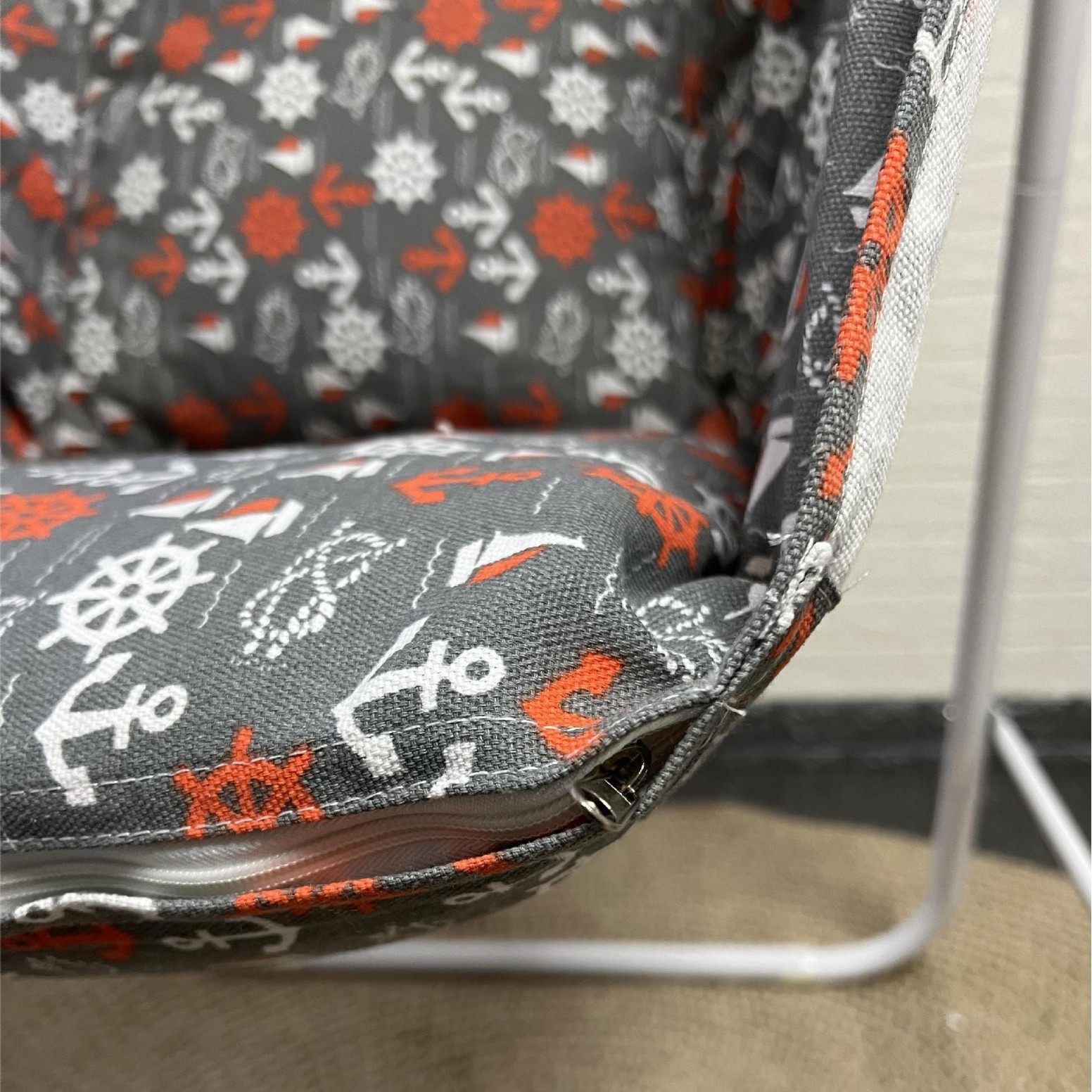 Wholesale of indoor cotton canvas hammocks, printed outdoor swings, stainless steel frame hanging baskets, camping outdoor details Picture