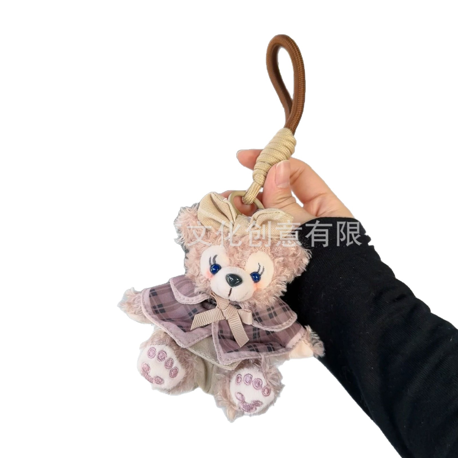 Wholesale of the same style of popular Xue Li Mei bags, car accessories, cartoon keychains, crossbody bags and plush toys as those on Xiaohongshu Item Picture