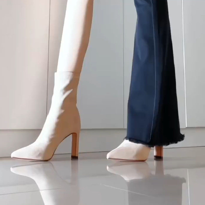 女式皮靴实物图