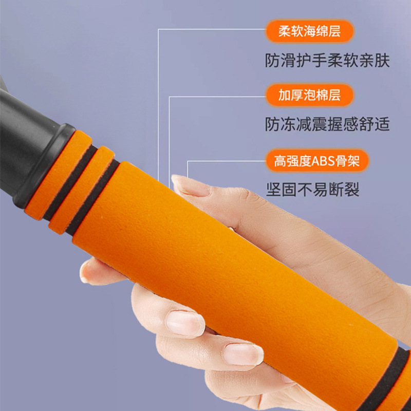 Car snow scraper, a magic tool for de-icing, defrosting and snow removal, a car window and glass snow cleaning tool, car snow shovel Application Scenario