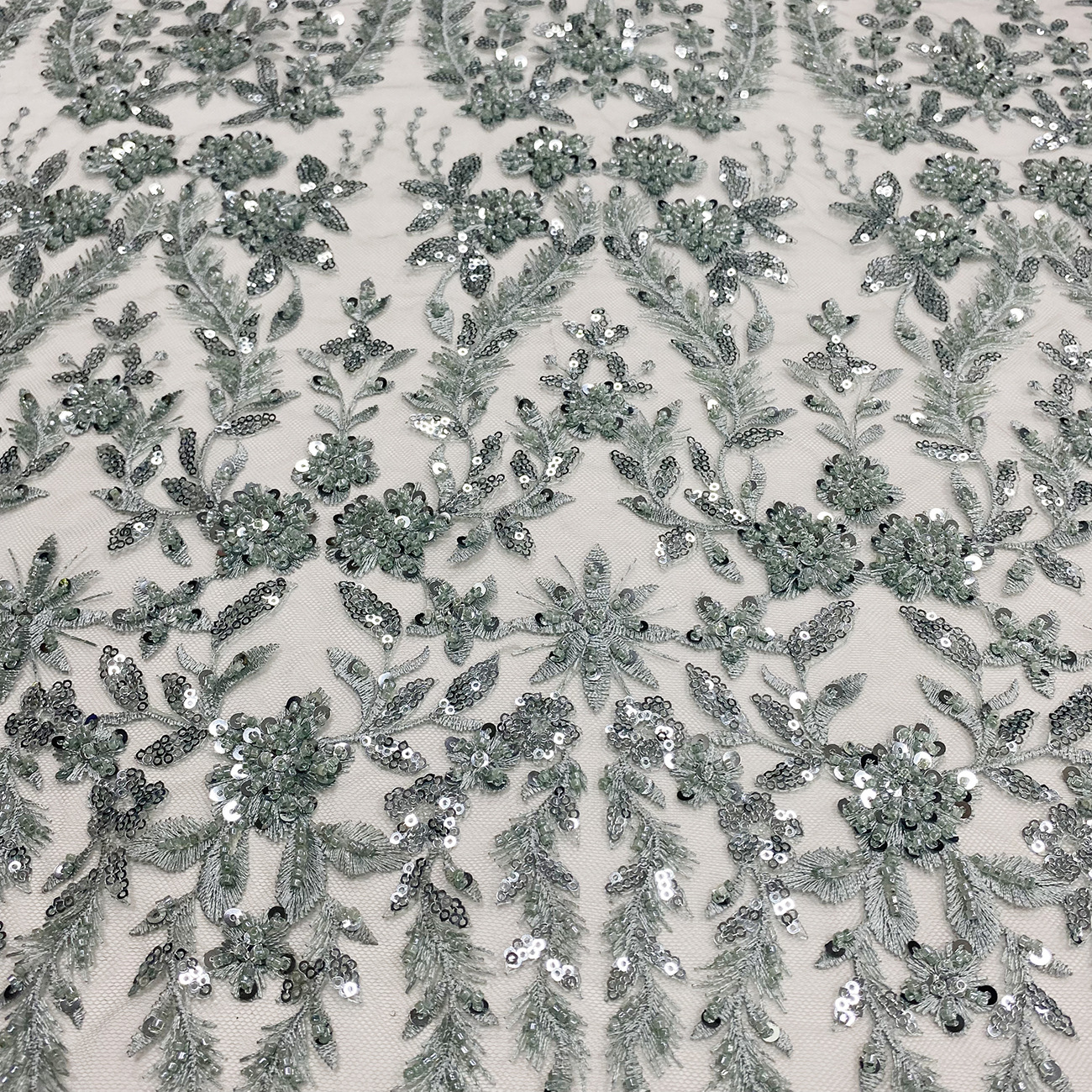 New high-end cheongsam wedding dress fabric with light green millet sequined mesh embroidery details Picture