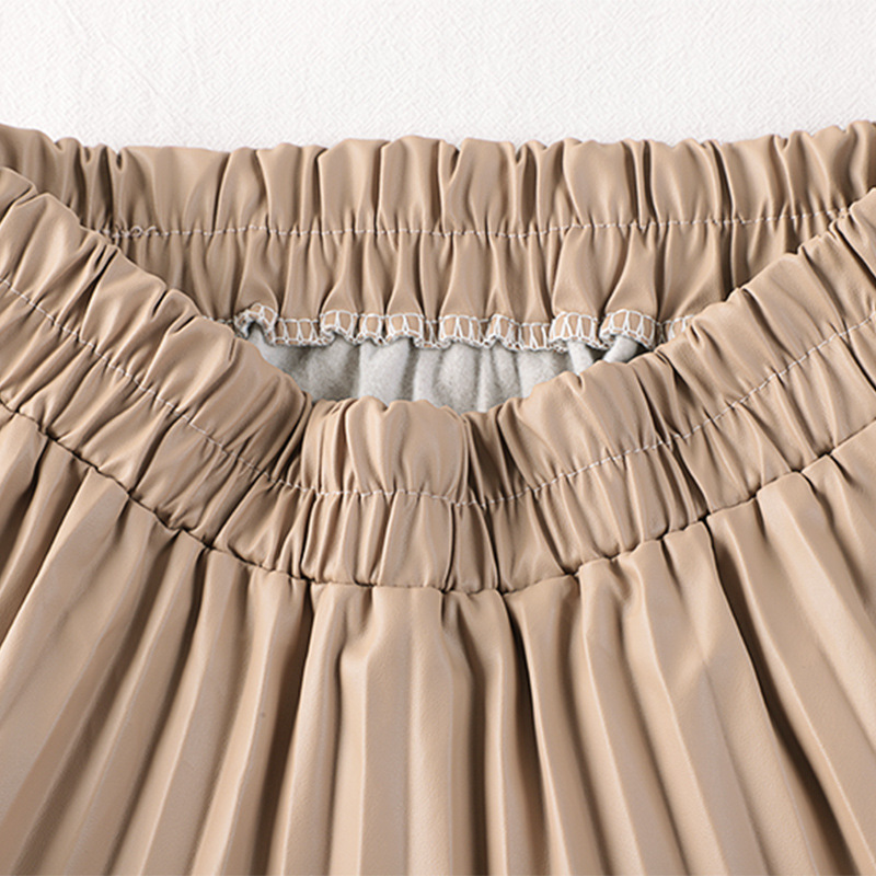 Pleated extended leather skirt 2021 Autumn/Winter new Korean style slimming loose tight high-waisted A-line pleated PU leather skirt for women Application Scenario